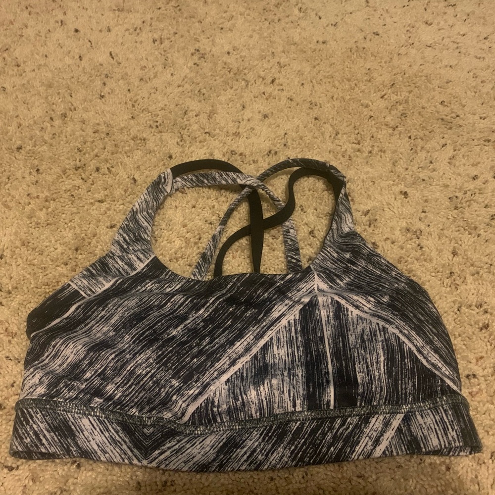 Lululemon Sports Bra with Stylish Crossed Straps